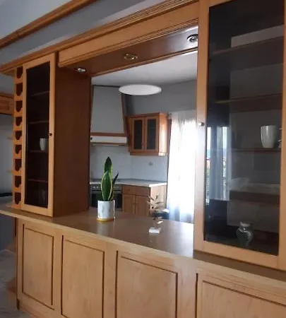 Armenos Family Apartment *
