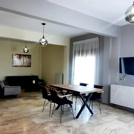 Armenos Family Apartment Ierissos
